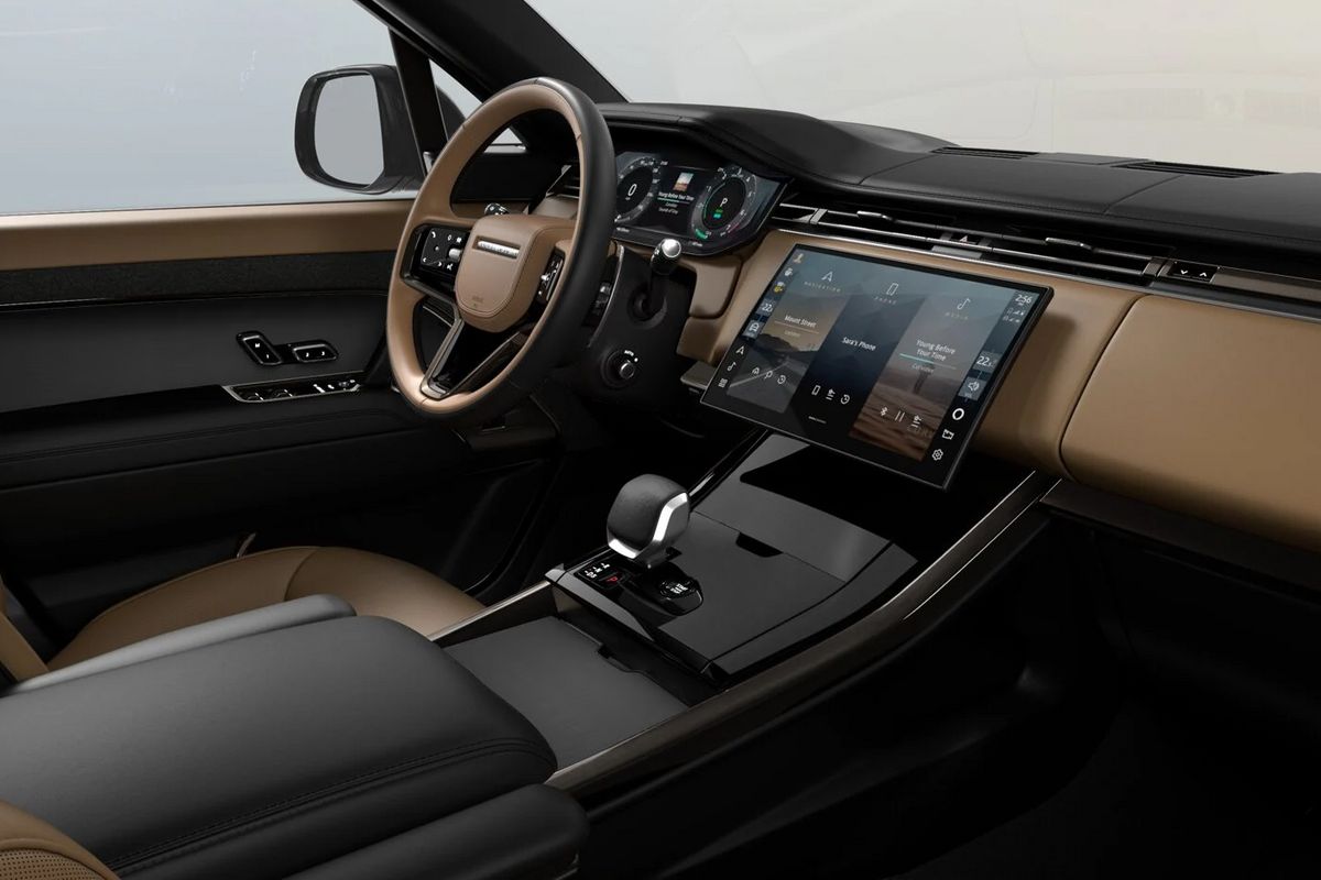 Range Rover Sport 2026: Giá bán & Các phiên bản tại Việt Nam