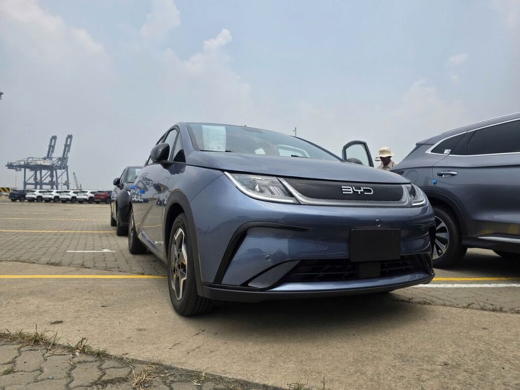 Thị trường ô tô Việt Nam tăng trưởng vượt trội nhờ xe điện