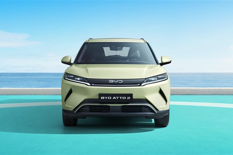 BYD Atto 2 nhìn trực diện phía trước tại An Giang Auto