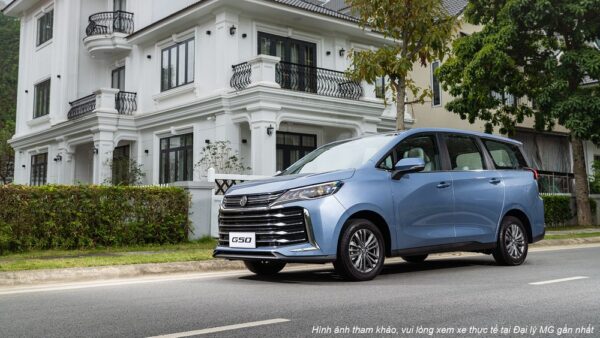 MG G50 màu xanh nhìn từ phía trước