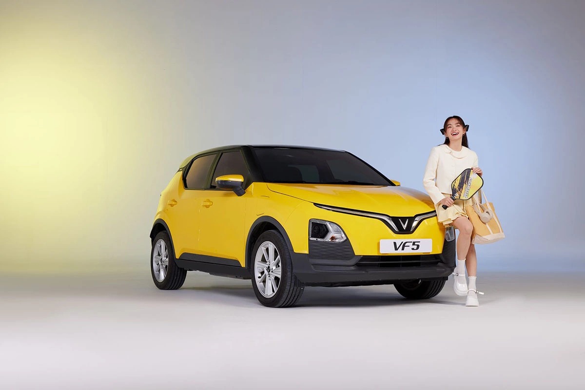 VinFast VF5 Plus màu Summer Yellow tại đại lý VinFast An Giang