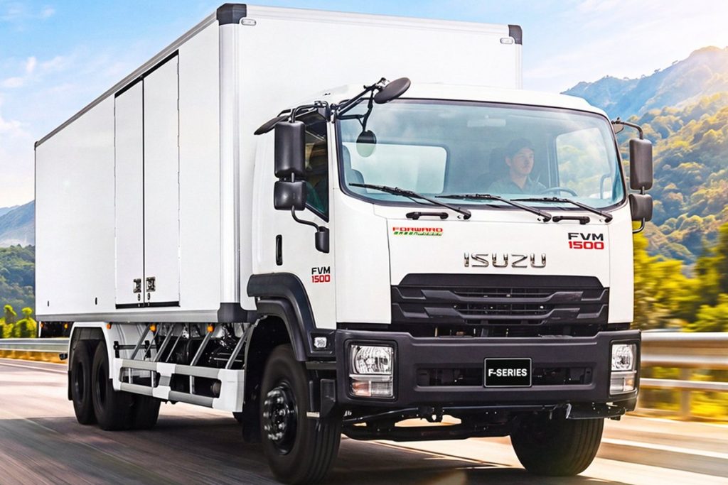 Isuzu FVM 1500 trên hành trình vận tải đường dài